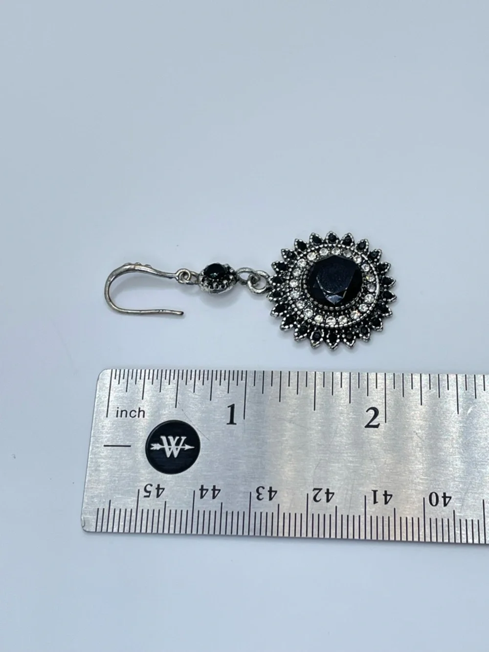Black Crystal Sunburst Dangle Earrings Silver Tone Vintage Style